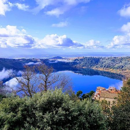 Isola Sul Lago 네미 외부 사진
