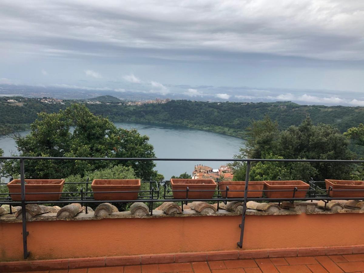 Isola Sul Lago 네미 외부 사진